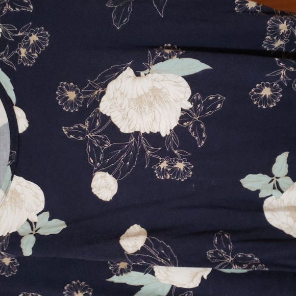 Latched Mama Front Knot Nursing Maxi Dress - Picture 4 of 4